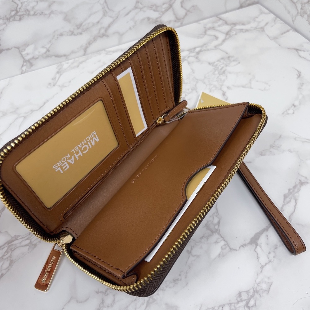 Michael Kors Avril Large Satchel and Wallet - Picture 12 of 13